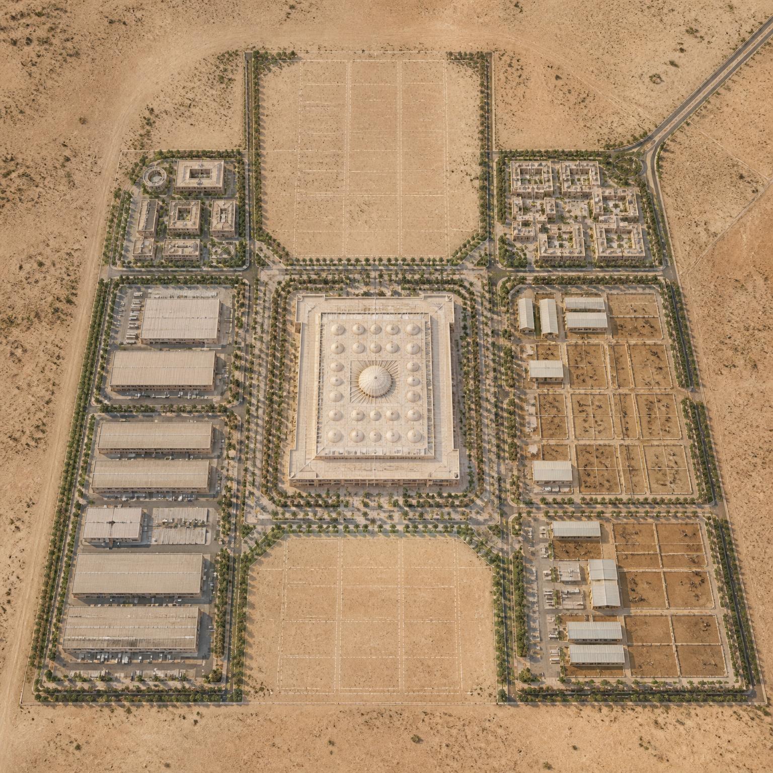 Top-down master plan of Suuq Al-Madina showing the central marketplace and surrounding districts